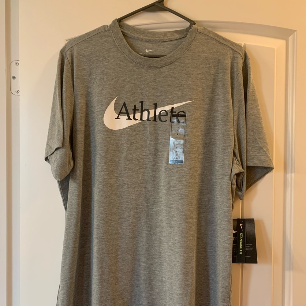 Men’s Nike Tshirt